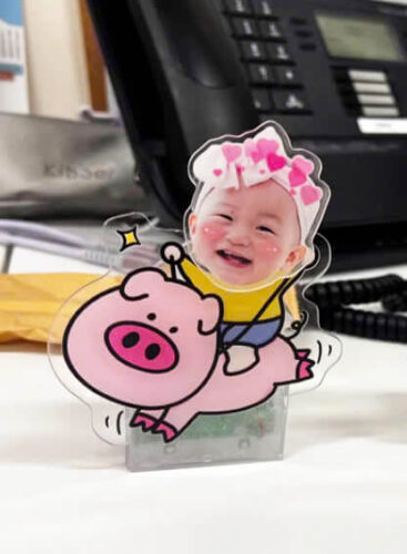 Click to view full screen STANDEE BAYI photo review
